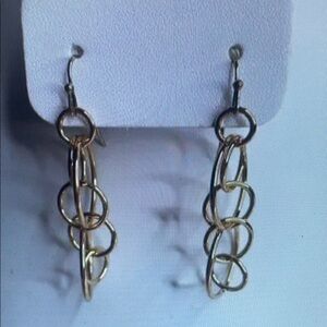 Elegant Gold Hoop Earrings